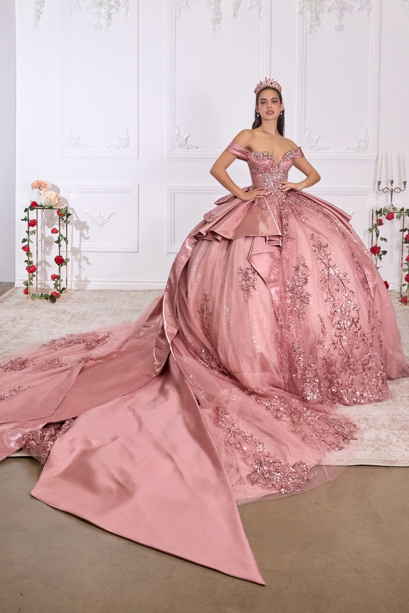 Quinceañera ball gown in ROSE