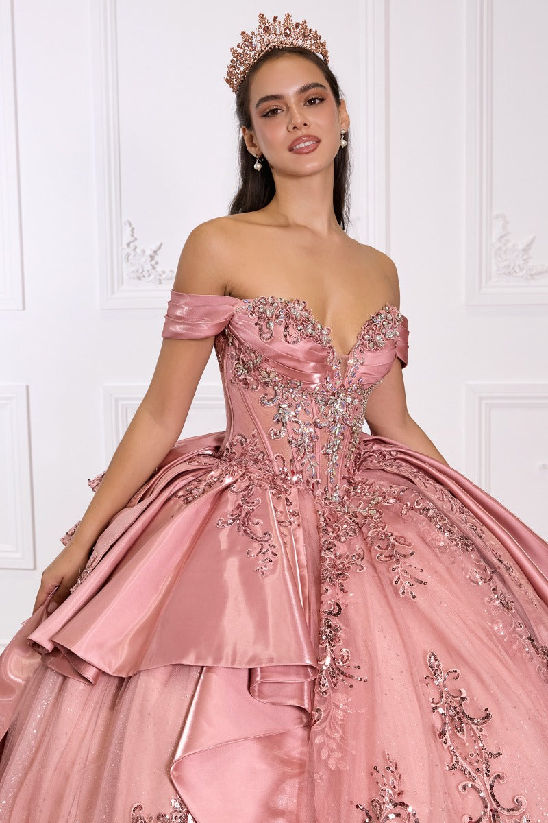 Quinceañera ball gown in ROSE