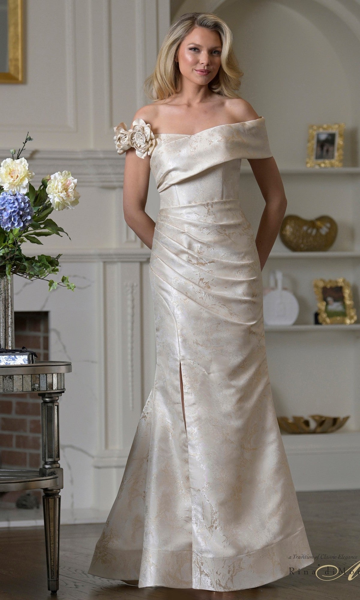 Rina di Montella RD3522 formal dress view 3